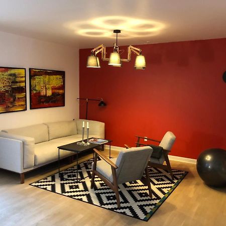 Apartamento Stemningsfuld Lejlighed - 3 Minutters Gang Fra H.C. Andersens Hus Odense Exterior foto